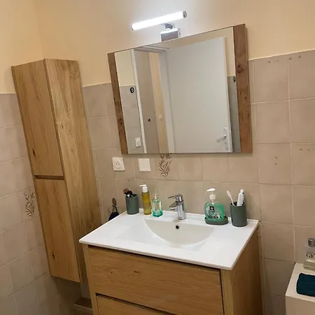 Grand Equipe Et Renove Appartement *